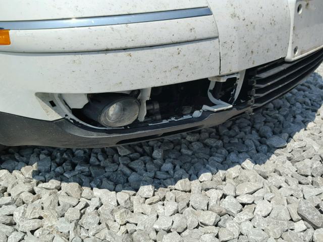 WVWRH63B13P197126 - 2003 VOLKSWAGEN PASSAT GLX WHITE photo 9