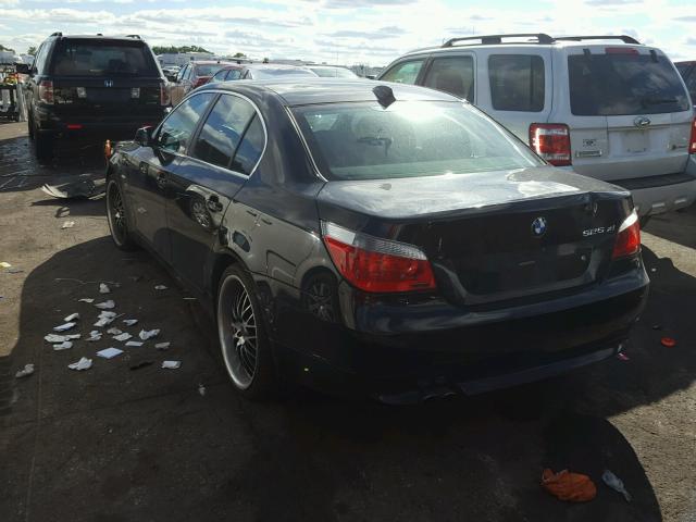 WBANF33566CB86812 - 2006 BMW 525 BLACK photo 3