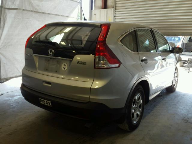 3CZRM3H3XEG717627 - 2014 HONDA CR-V SILVER photo 4