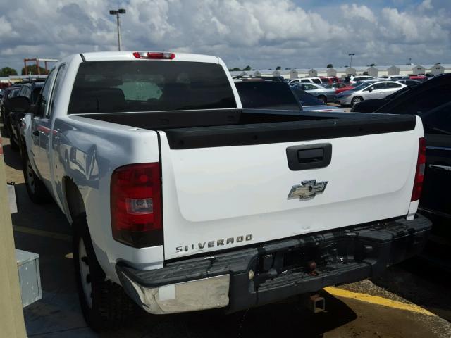 2GCEC19JX71649477 - 2007 CHEVROLET SILVERADO WHITE photo 3