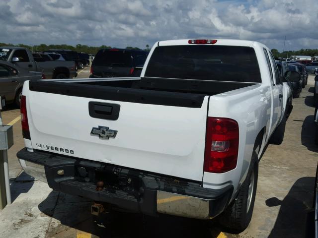 2GCEC19JX71649477 - 2007 CHEVROLET SILVERADO WHITE photo 4