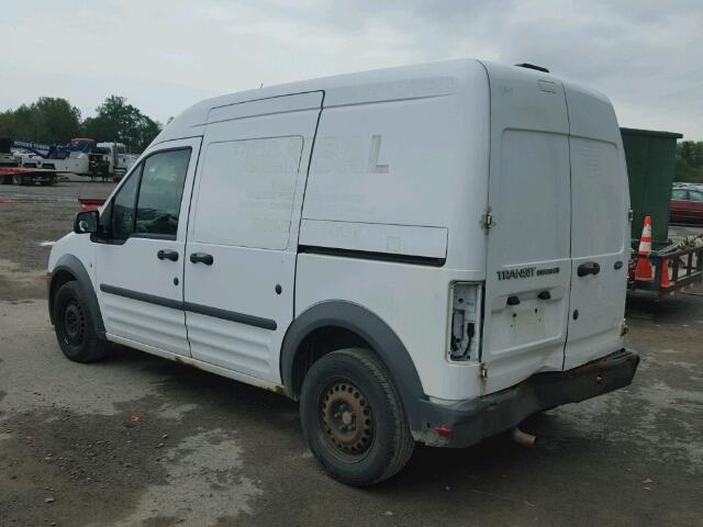 NM0LS7AN6AT019806 - 2010 FORD TRANSIT CO WHITE photo 3