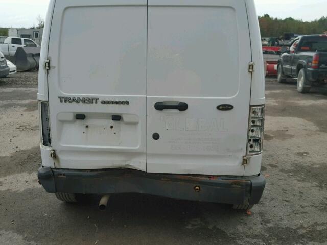 NM0LS7AN6AT019806 - 2010 FORD TRANSIT CO WHITE photo 9