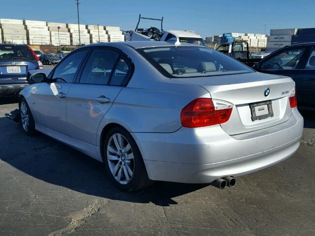 WBAVA37588NL50302 - 2008 BMW 328 I SILVER photo 3