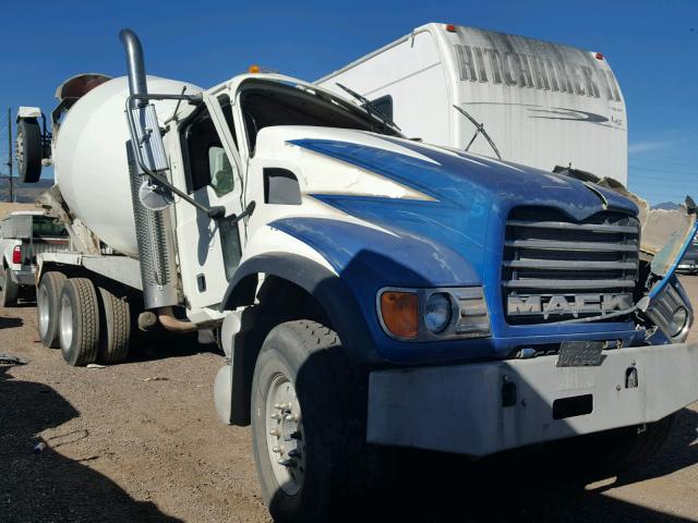 1M2AG02C47M003134 - 2007 MACK 500 CV500 WHITE photo 1