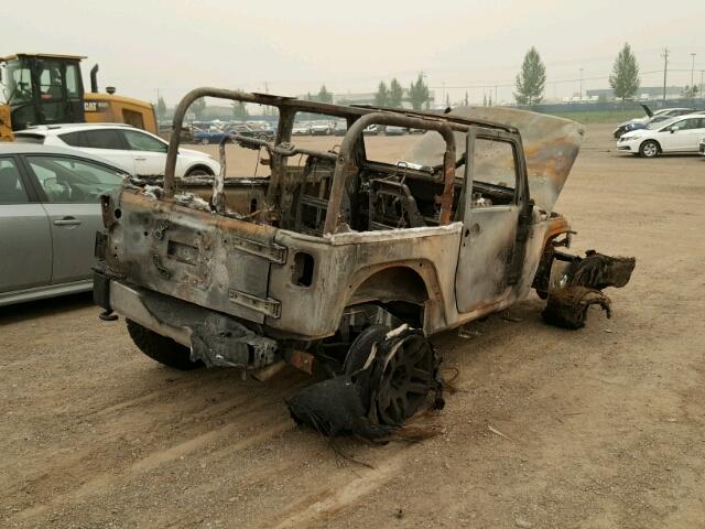 1C4AJWBG9EL132629 - 2014 JEEP WRANGLER S ნაცრისფერი ფოტო 4