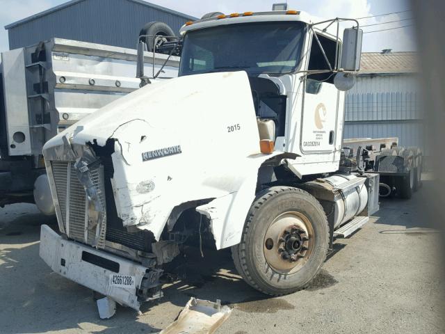 1XKDD59X49J256754 - 2009 KENWORTH CONSTRUCTI WHITE photo 2