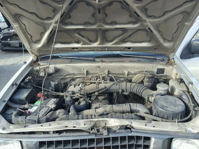 JAACR11E9S7208351 - 1995 ISUZU CONVENTION GRAY photo 7