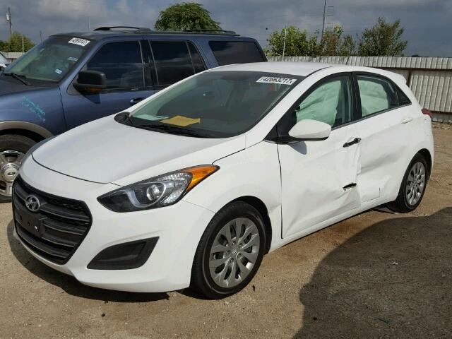 KMHD35LH8GU304912 - 2016 HYUNDAI ELANTRA GT WHITE photo 2