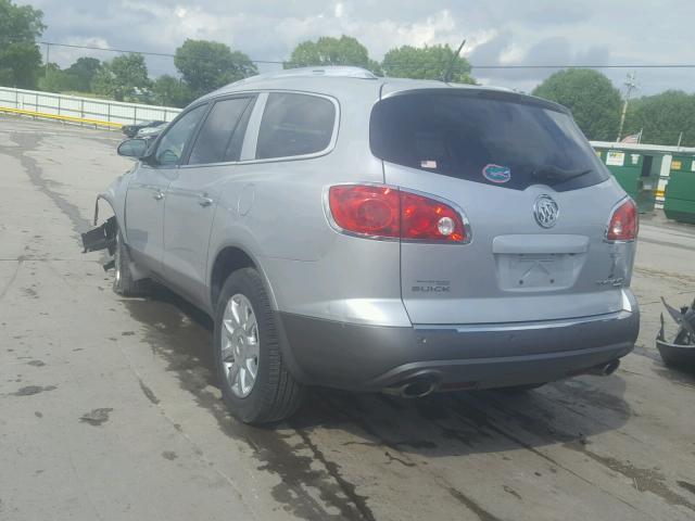 5GAKRBED9BJ363529 - 2011 BUICK ENCLAVE CX SILVER photo 3