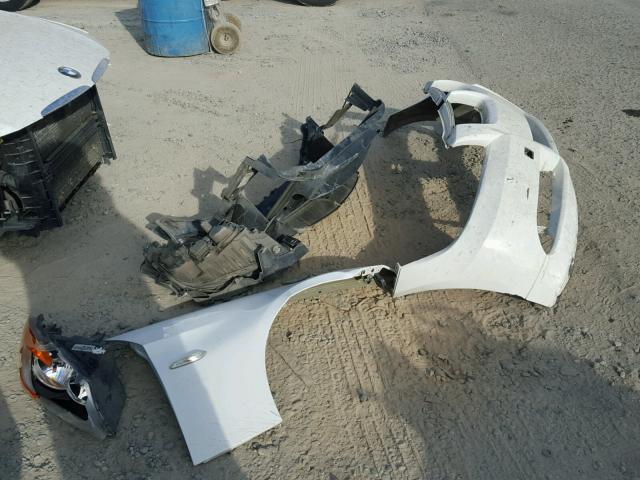 WBAVC53528FZ83223 - 2008 BMW 328 I SULE თეთრი ფოტო 9