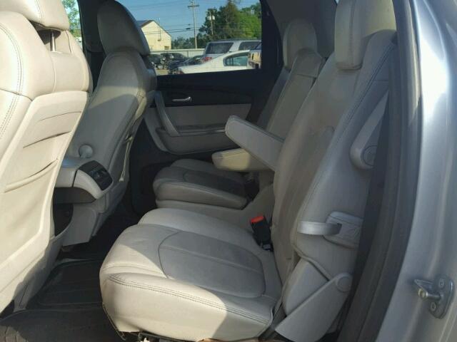 1GKLRMED3AJ238320 - 2010 GMC ACADIA SLT SILVER photo 6