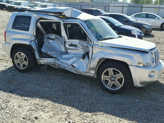 1J4FF28B29D129884 - 2009 JEEP PATRIOT SP SILVER photo 9