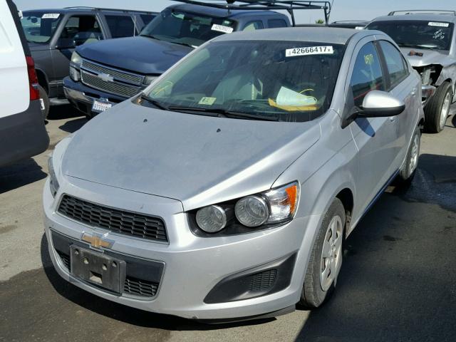 1G1JA5SH1E4215414 - 2014 CHEVROLET SONIC LS SILVER photo 2