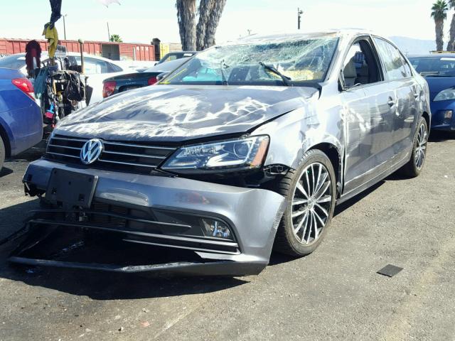 3VWD17AJ6FM346779 - 2015 VOLKSWAGEN JETTA SE SILVER photo 2