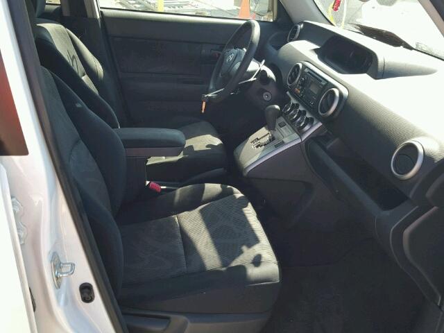JTLZE4FEXDJ038200 - 2013 TOYOTA SCION XB 白色 照片 5