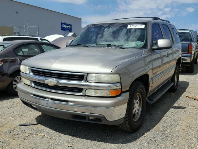 1GNEC13T11R218025 - 2001 CHEVROLET TAHOE C150 GOLD photo 2