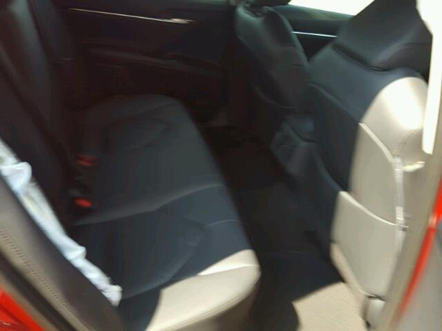 4T1BZ1HKXJU502563 - 2018 TOYOTA CAMRY XSE RED photo 6