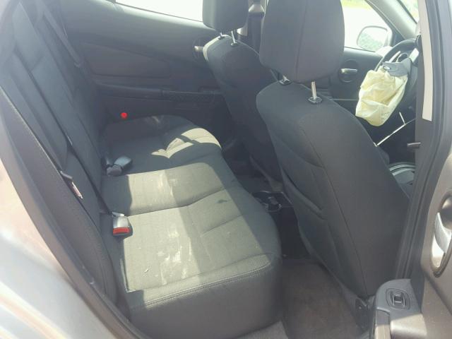 2G2WP582561304872 - 2006 PONTIAC GRAND PRIX SILVER photo 6