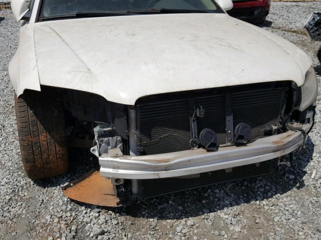 WAULL44E66N015385 - 2006 AUDI A8 4.2 QUA WHITE photo 9