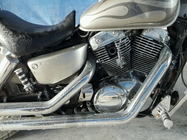 1HFSC43012A203551 - 2002 HONDA VT1100 C2 SILVER photo 7