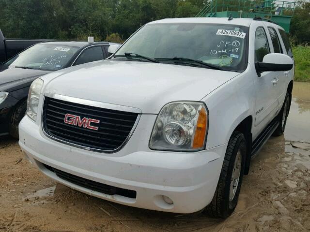 1GKFC13C67R265934 - 2007 GMC YUKON WHITE photo 2