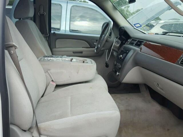 1GKFC13C67R265934 - 2007 GMC YUKON Ақ фото 5