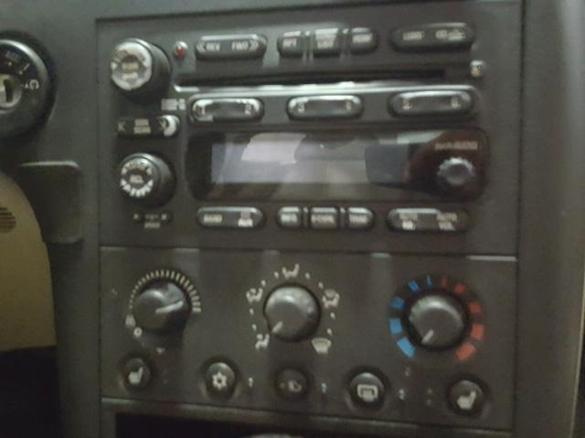 2G2WR524X41113174 - 2004 PONTIAC GRAND PRIX WHITE photo 9