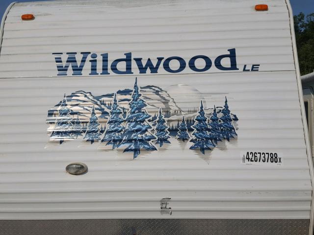 4X4TWDC255R334750 - 2005 MISC WILDWOOD თეთრი ფოტო 9