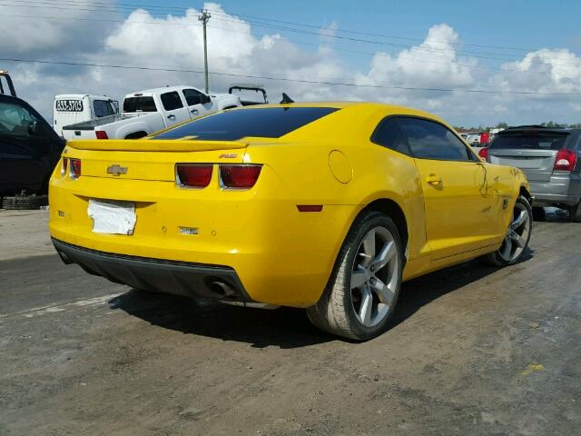 2G1FC1ED5B9130344 - 2011 CHEVROLET CAMARO LT YELLOW photo 4