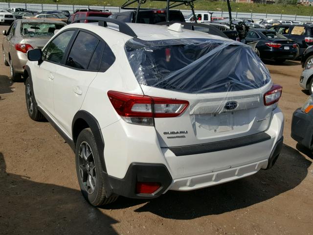 JF2GTADC7JH304740 - 2018 SUBARU CROSSTREK WHITE photo 3