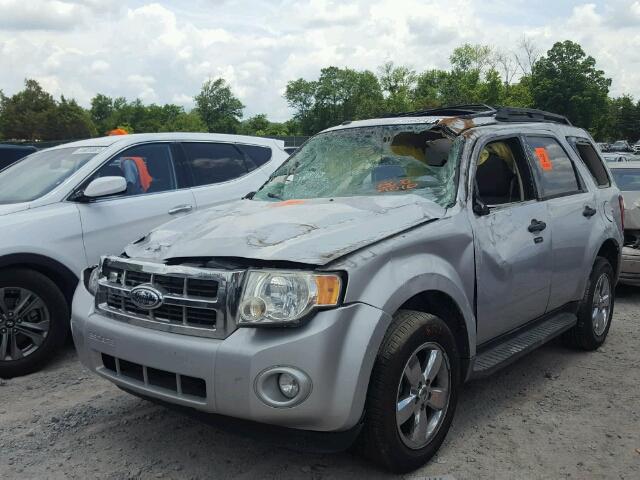 1FMCU03709KB48169 - 2009 FORD ESCAPE SILVER photo 2