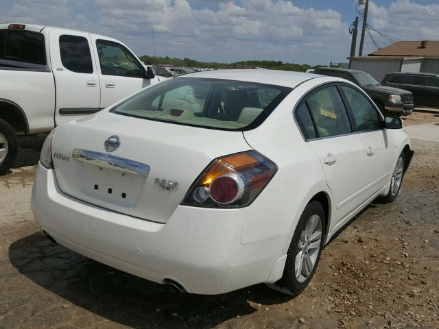 1N4BL2AP0CN518646 - 2012 NISSAN ALTIMA SR WHITE photo 4