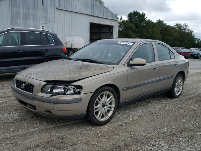 YV1RS58D022193984 - 2002 VOLVO S60 2.4T TAN photo 2