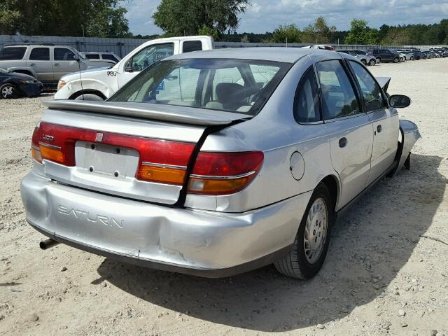 1G8JS54F92Y590353 - 2002 SATURN L100 SILVER photo 4