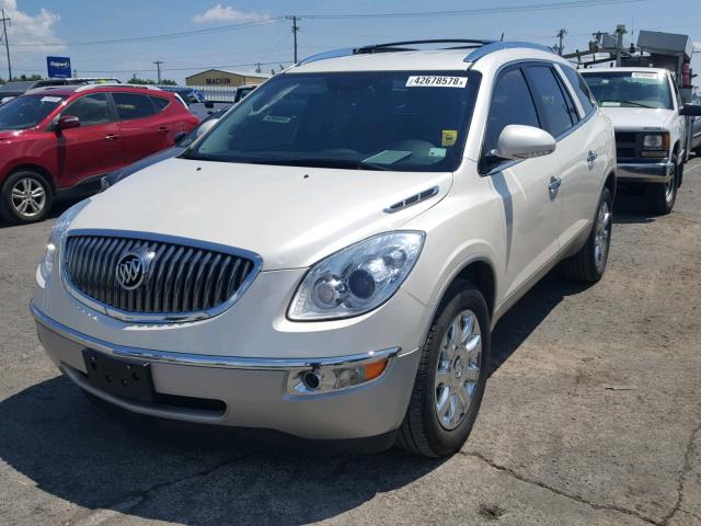 5GAKRCED8CJ297577 - 2012 BUICK ENCLAVE WHITE photo 2