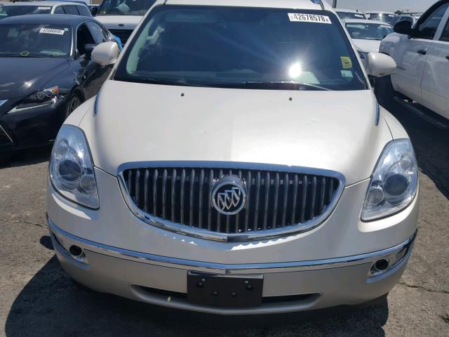 5GAKRCED8CJ297577 - 2012 BUICK ENCLAVE WHITE photo 9