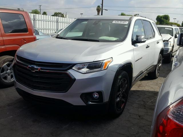 1GNEVJKW7JJ112909 - 2018 CHEVROLET TRAVERSE P SILVER photo 2