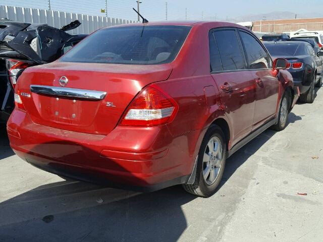 3N1BC1AP4BL479484 - 2011 NISSAN VERSA MAROON photo 4