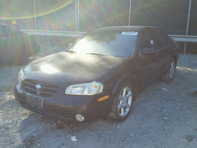 JN1CA31A4YT003385 - 2000 NISSAN MAXIMA BLACK photo 2