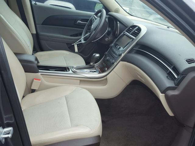 1G11D5RR4DF116353 - 2013 CHEVROLET MALIBU 1LT 灰色 照片 5