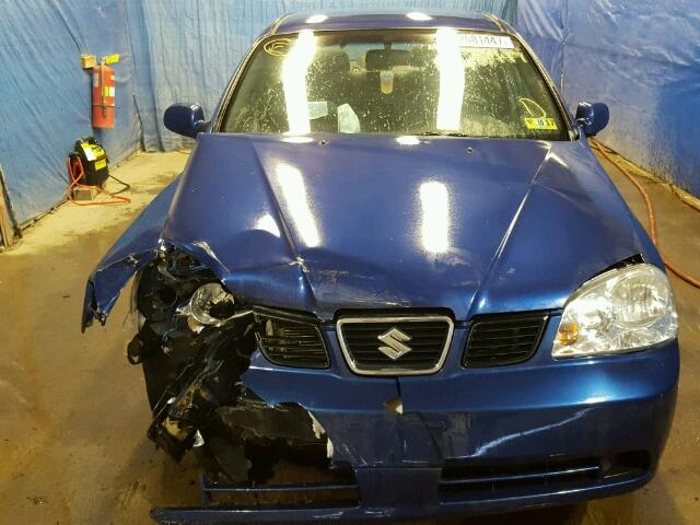 KL5JD56Z25K103059 - 2005 SUZUKI FORENZA S BLUE photo 9