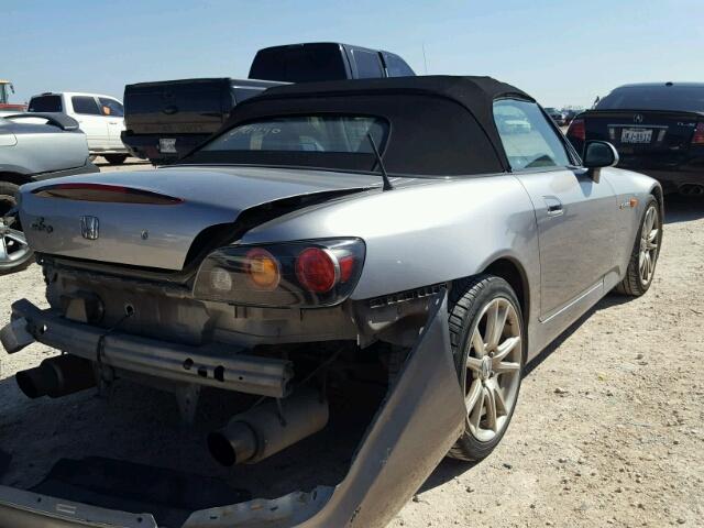 JHMAP21444T001930 - 2004 HONDA S2000 SILVER photo 4