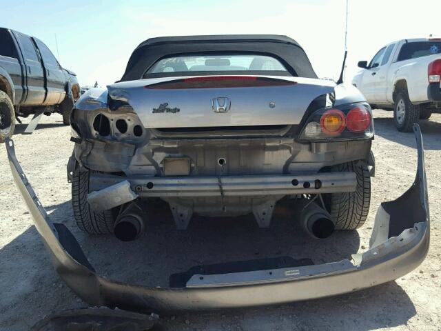 JHMAP21444T001930 - 2004 HONDA S2000 SILVER photo 9