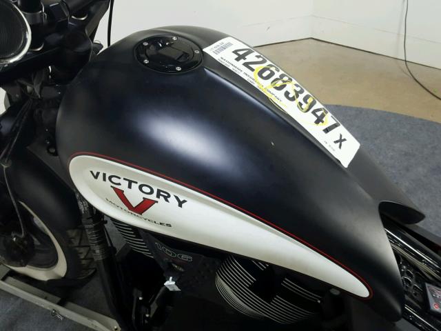5VPWB36NXE3027268 - 2014 VICTORY MOTORCYCLES HIGH-BALL შავი ფოტო 15