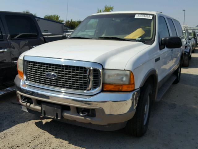 1FMNU42S8YED17647 - 2000 FORD EXCURSION WHITE photo 2