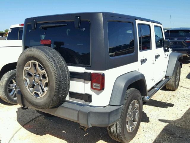 1C4BJWDG8CL222644 - 2012 JEEP WRANGLER U WHITE photo 4