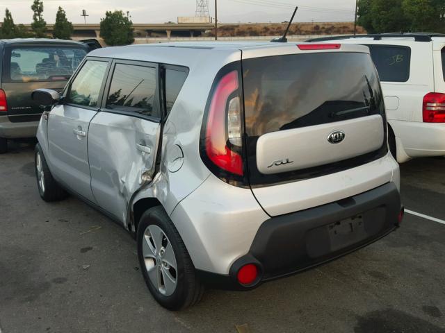 KNDJN2A26G7876378 - 2016 KIA SOUL SILVER photo 3