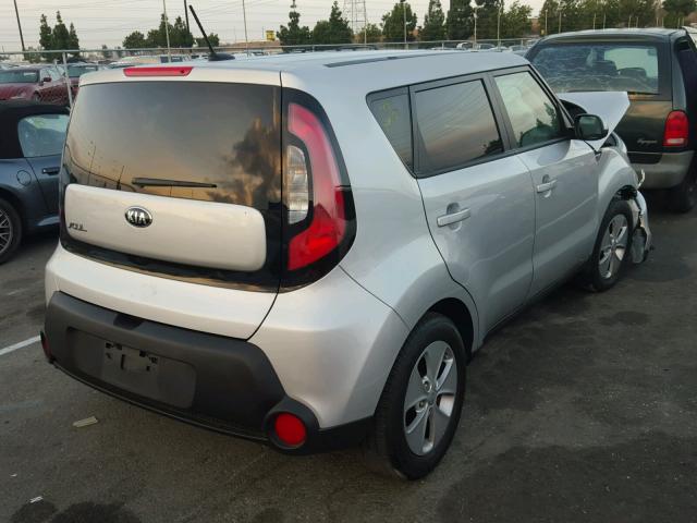 KNDJN2A26G7876378 - 2016 KIA SOUL SILVER photo 4