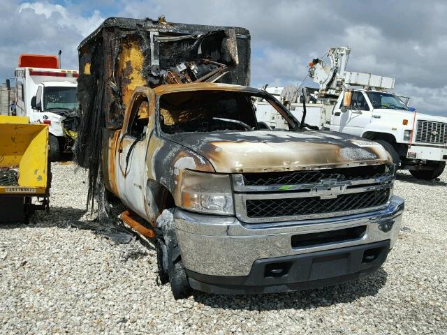 1GC0CVCG8DF161700 - 2013 CHEVROLET SILVERADO WHITE photo 1